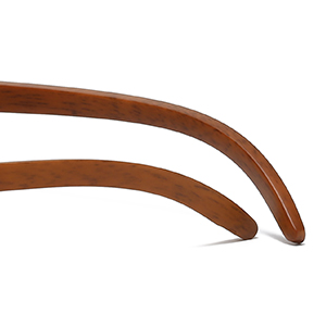 un primo piano del piede curvo di una sedia